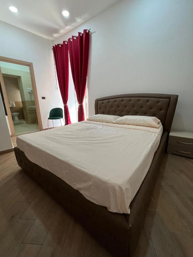 ナポリ In Piazzetta Bed & Breakfast エクステリア 写真
