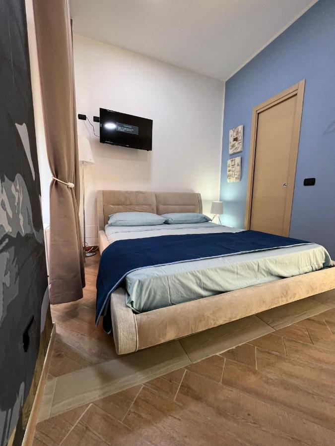 ナポリ In Piazzetta Bed & Breakfast エクステリア 写真