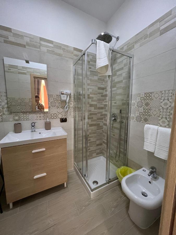 ナポリ In Piazzetta Bed & Breakfast エクステリア 写真