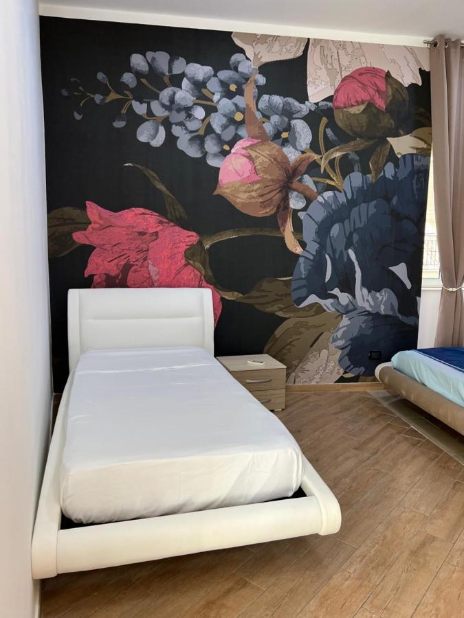 ナポリ In Piazzetta Bed & Breakfast エクステリア 写真