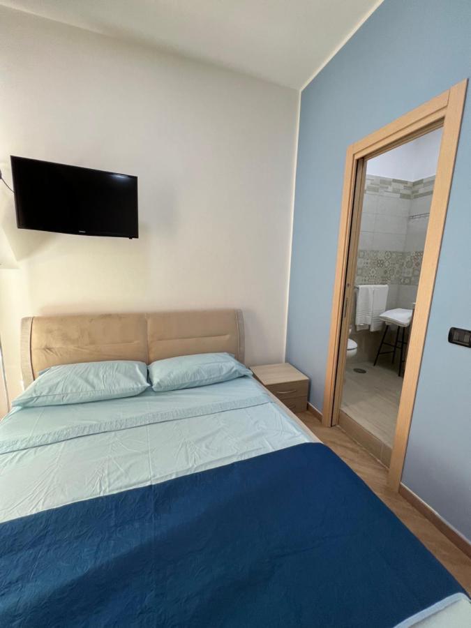 ナポリ In Piazzetta Bed & Breakfast エクステリア 写真