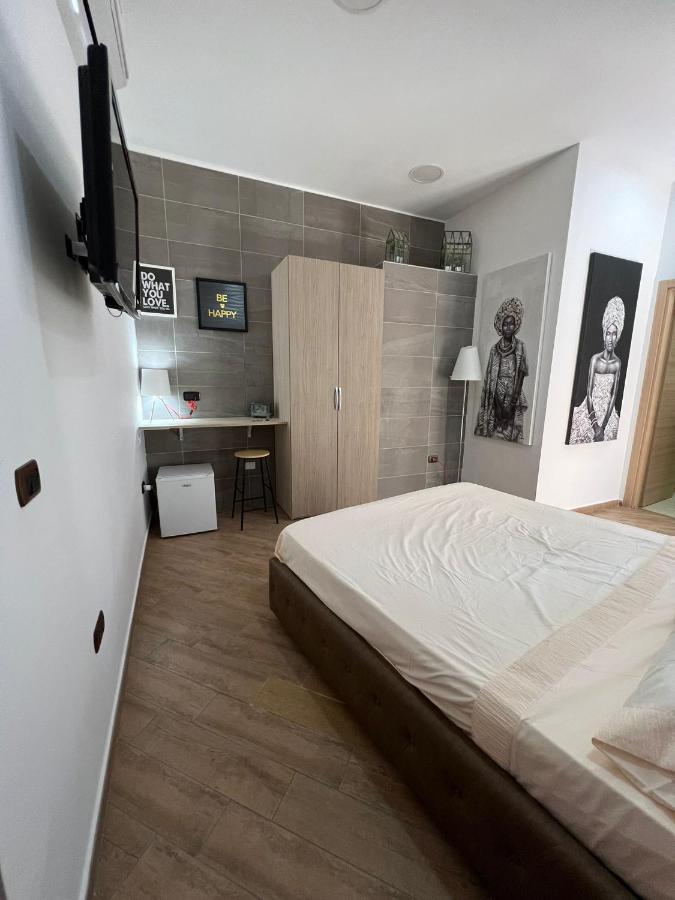 ナポリ In Piazzetta Bed & Breakfast エクステリア 写真